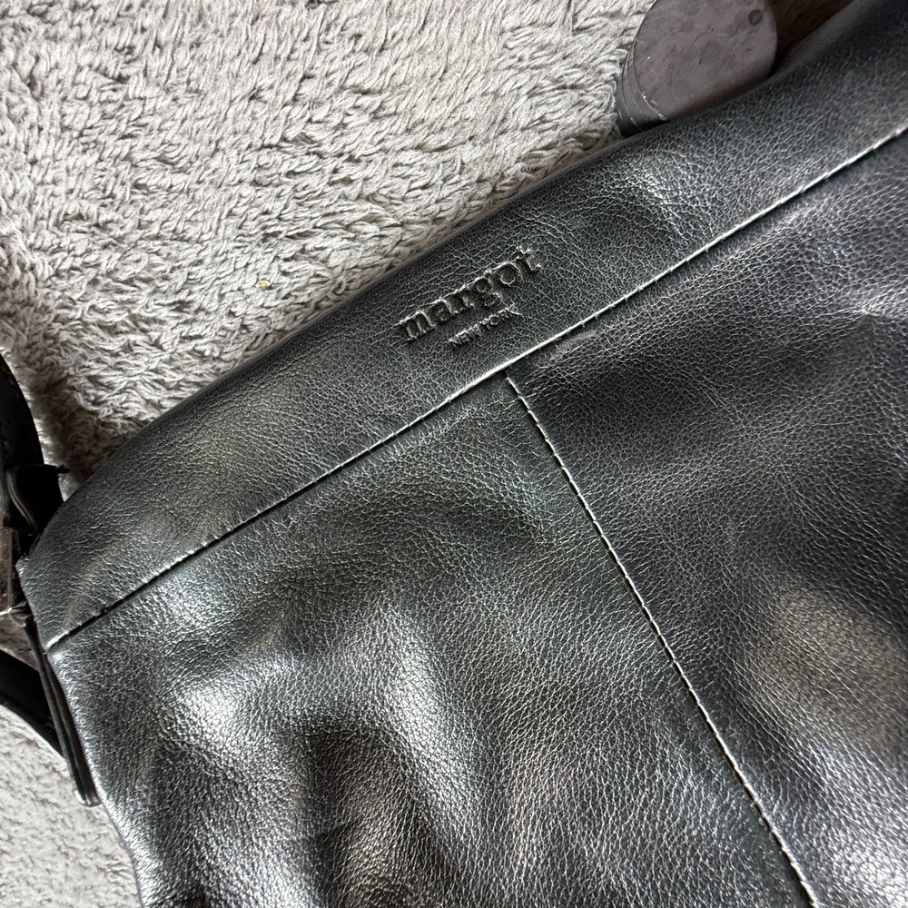 Margot Anthropologie Black Leather Crossbody Foldover Purse Bag Adjustable - Picture 3 of 10
